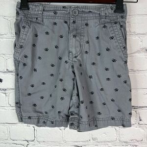 Faded Glory grey black skull and cross bone boys chino‎ shorts size 5 adjustable